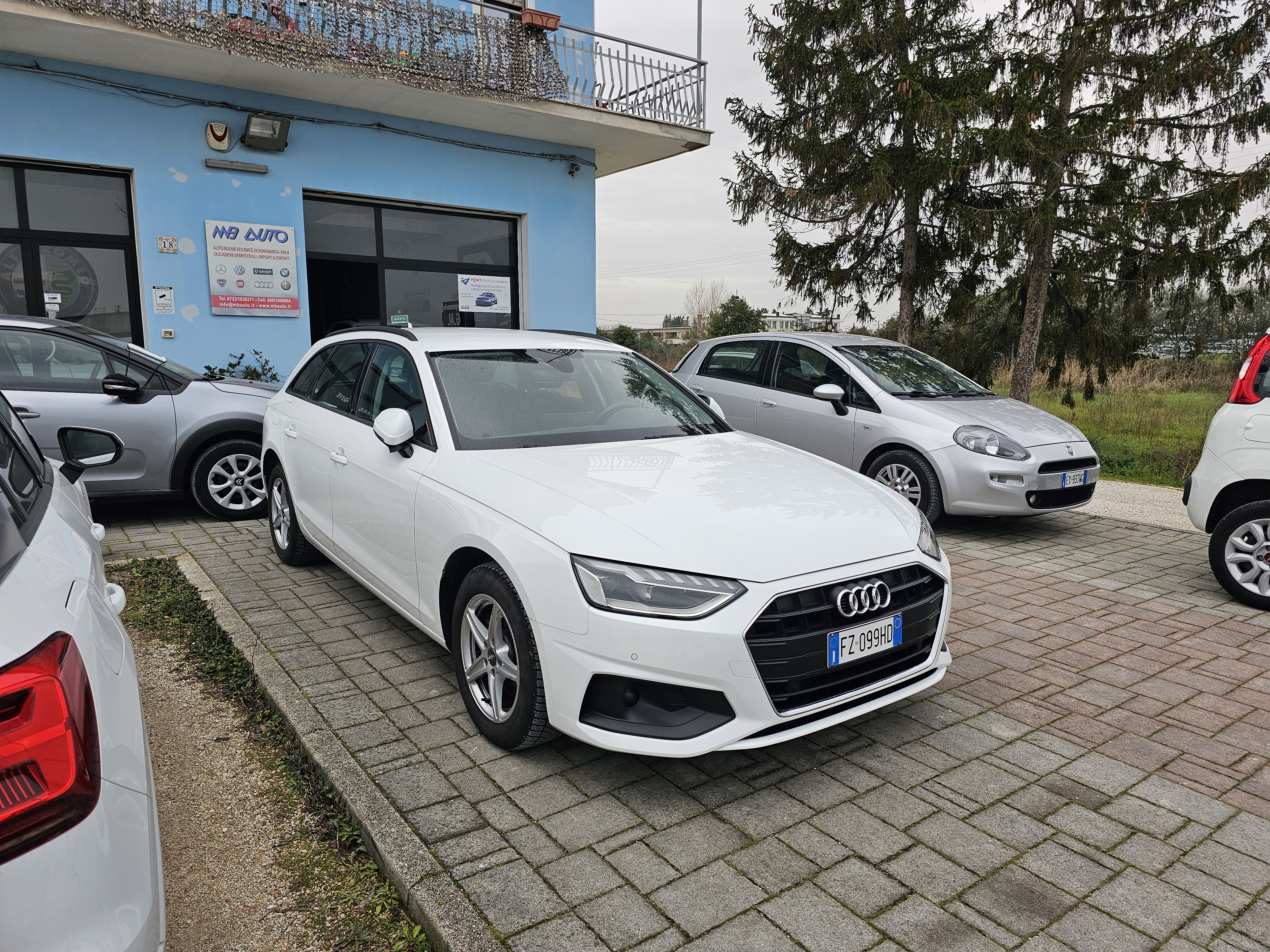Audi <span>A4 MHEV 