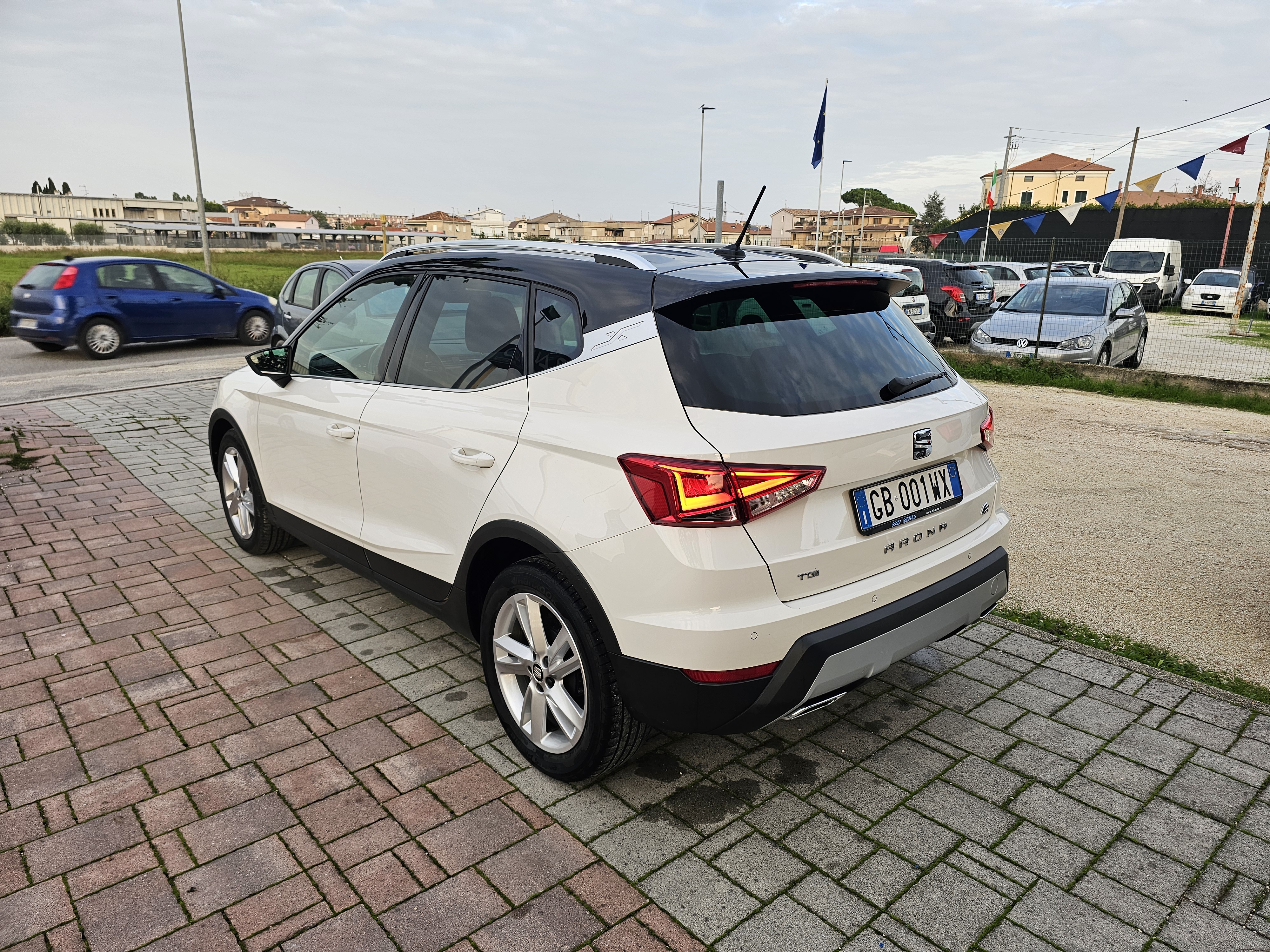 Seat <span>Arona FR 