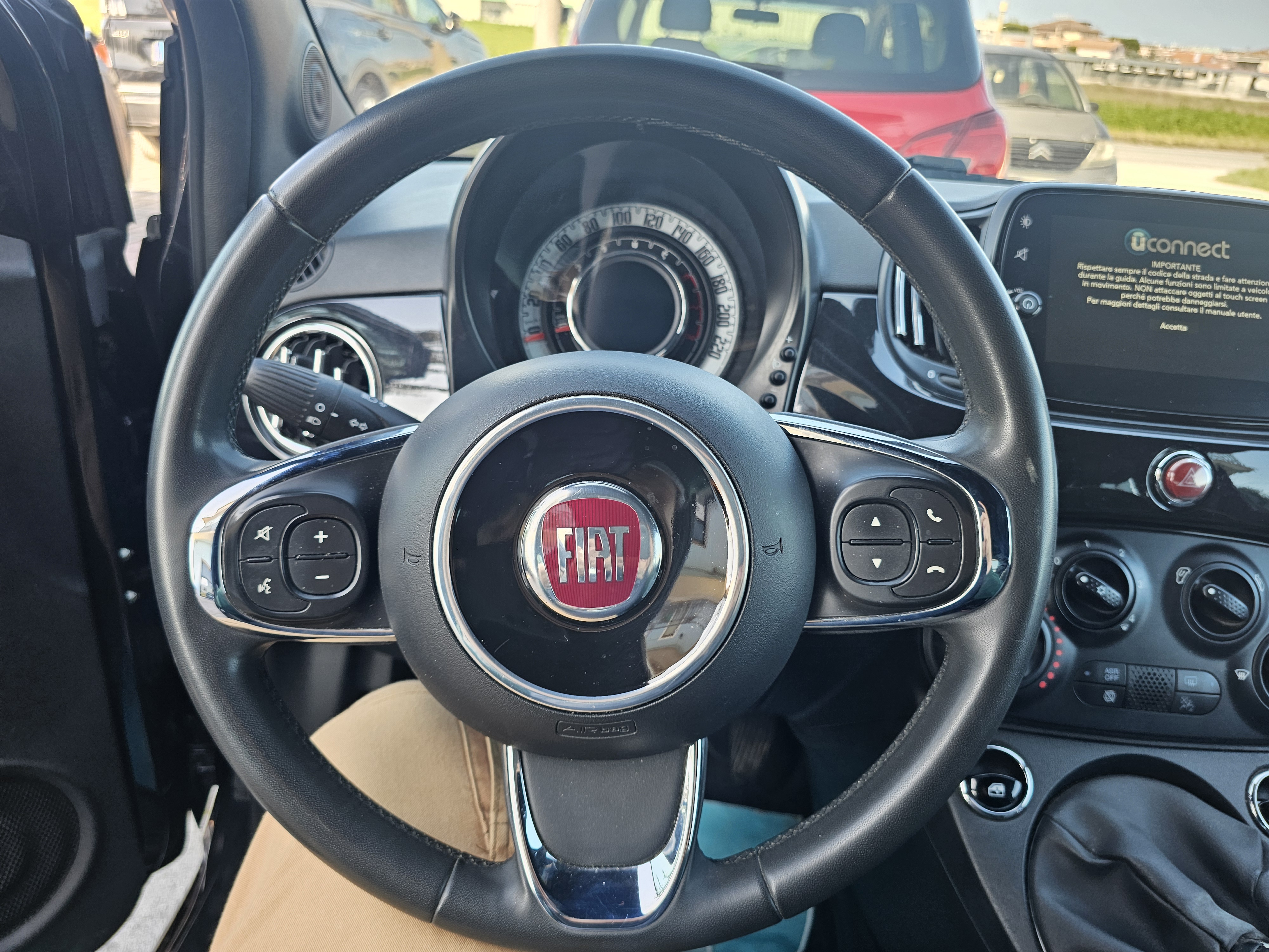Fiat <span>500 LOUNGE 