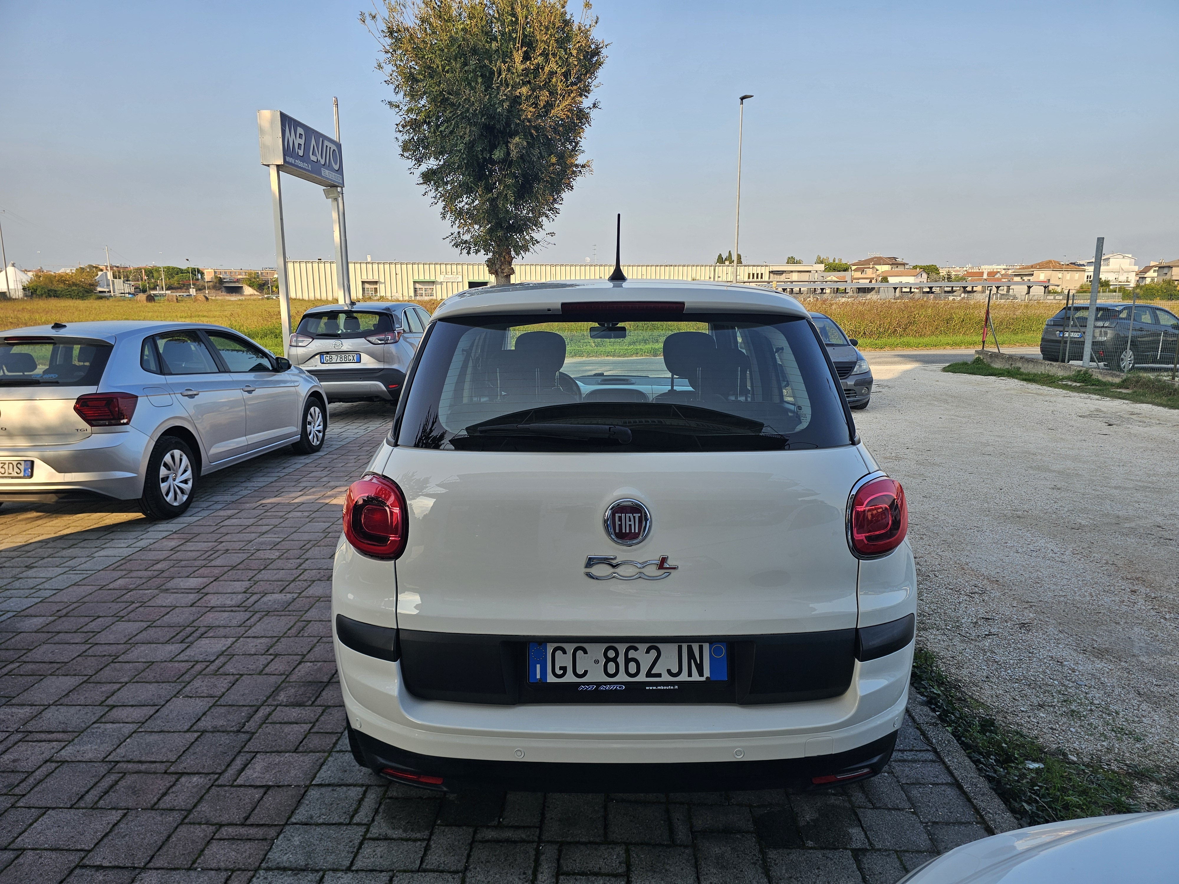 Fiat <span>500L MIRROR 